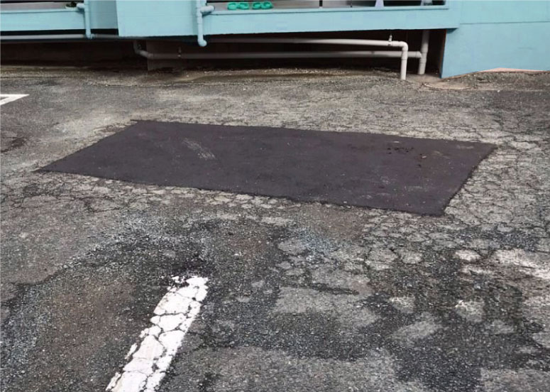 駐車場の補修
